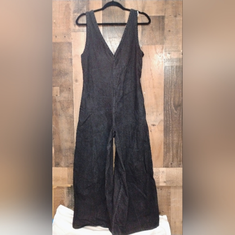 Asos Design V Neck Black Wide Leg Loose Fit Jumpsuit Size 0 Women's